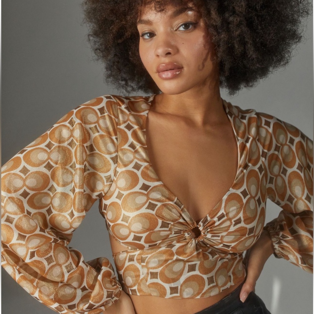 Uo Kary Keyhole Tie-Back Top